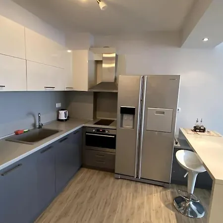 Charming 1-bedroom In Saint Sofia Apartcomplex Apartamento